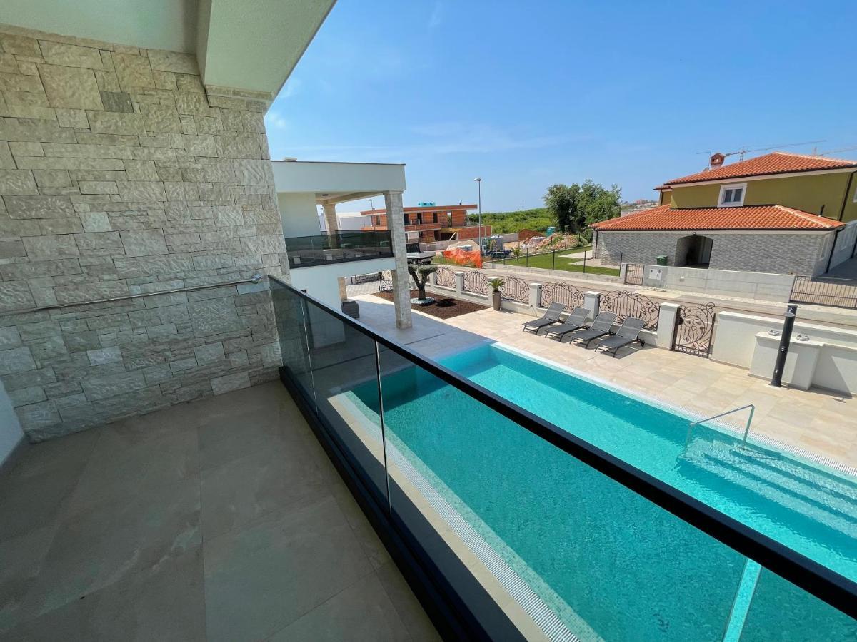 Vila Softic Amra Umag Ngoại thất bức ảnh