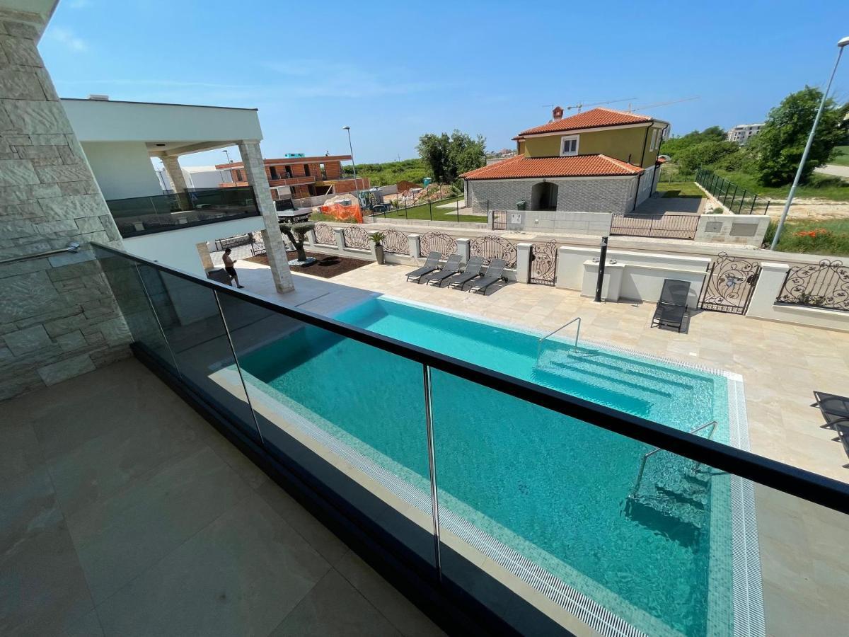Vila Softic Amra Umag Ngoại thất bức ảnh